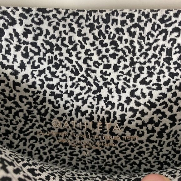 Athleta Salutation Stash II Textured Tight Leggings Animal Print Cheetah Pockets - Picture 2 of 7